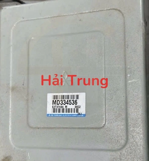 Hộp ECU Mitsubishi V33 2003 Tháo Xe MD334536