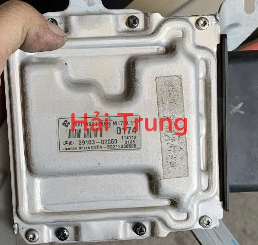Hộp điều khiển động cơ Hộp đen ECU Hyundai I10 Tháo Xe 39103-02050