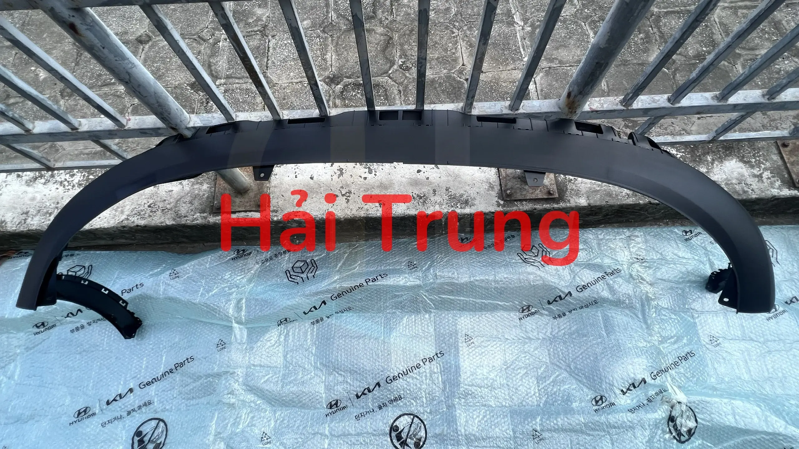 Cản trước dưới Hyundai Santafe chính hãng