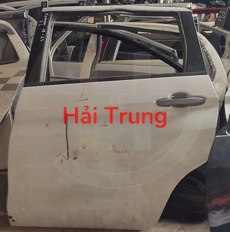 Cánh cửa trước Mitsubishi Xpander 2019-2023 Tháo Xe