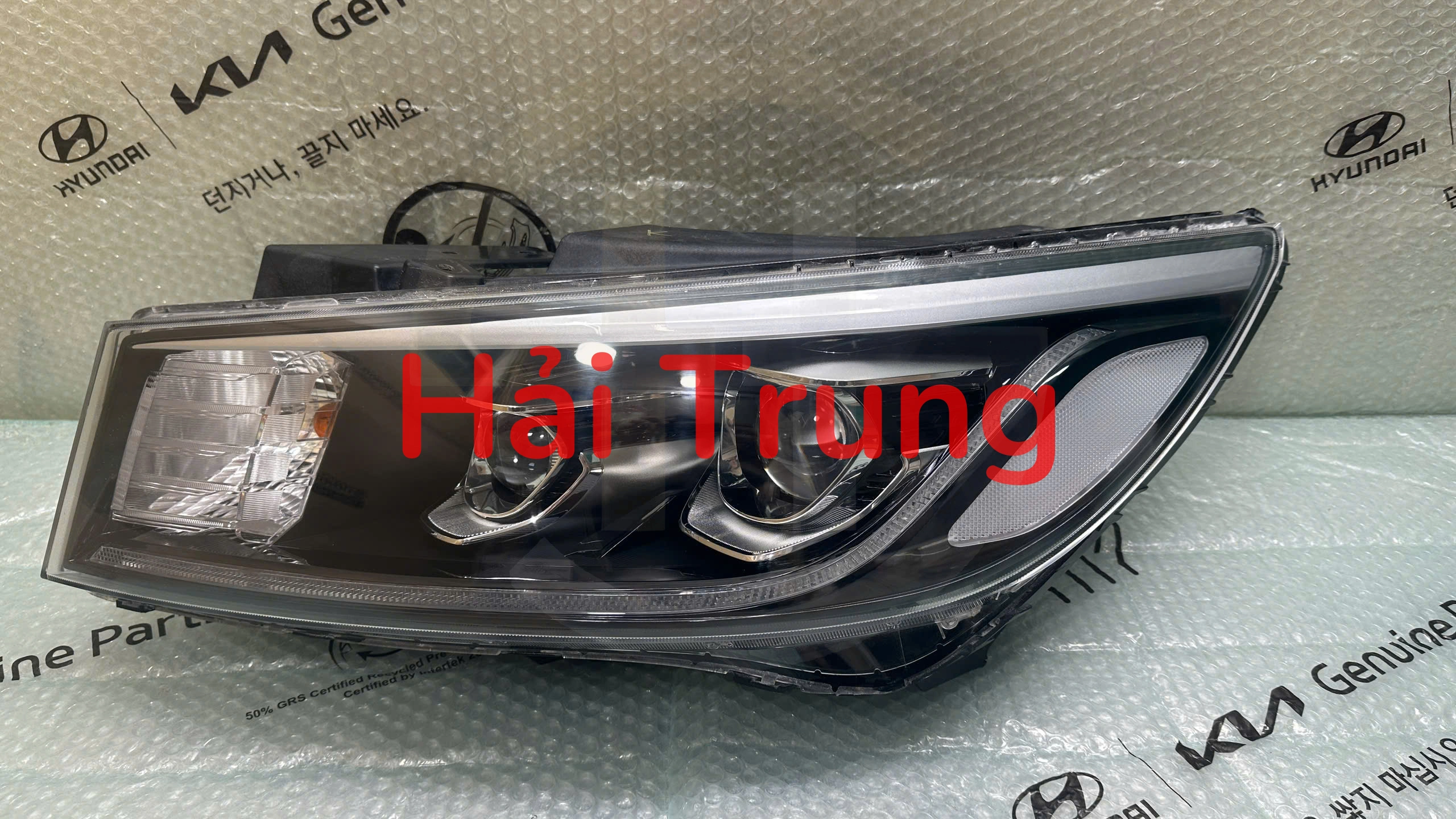 Đèn pha Kia Sedona 2018 2019 2020 Tháo xe 