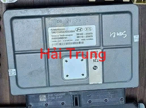 391002S073 Hộp điều khiển điện tử ECM Hyundai Santafe 2022-2024 Tháo xe