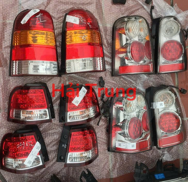 Đèn hậu Ford Escape Tháo Xe