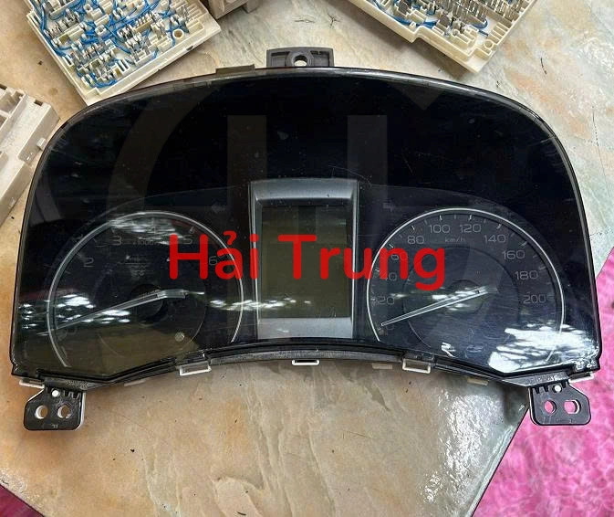 Đồng hồ táp lô Isuzu Dmax Tháo Xe