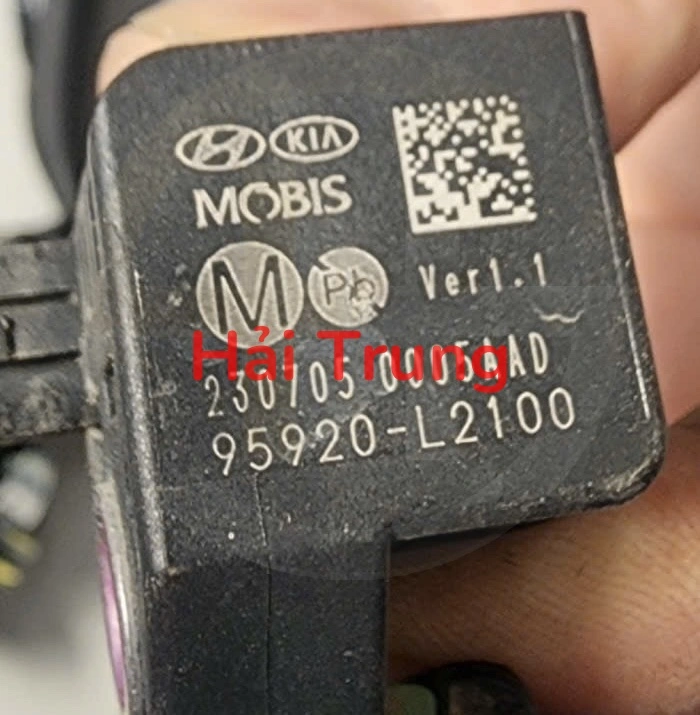 Cảm biến va chạm Hyundai Custin Tháo Xe 95920-L2100
