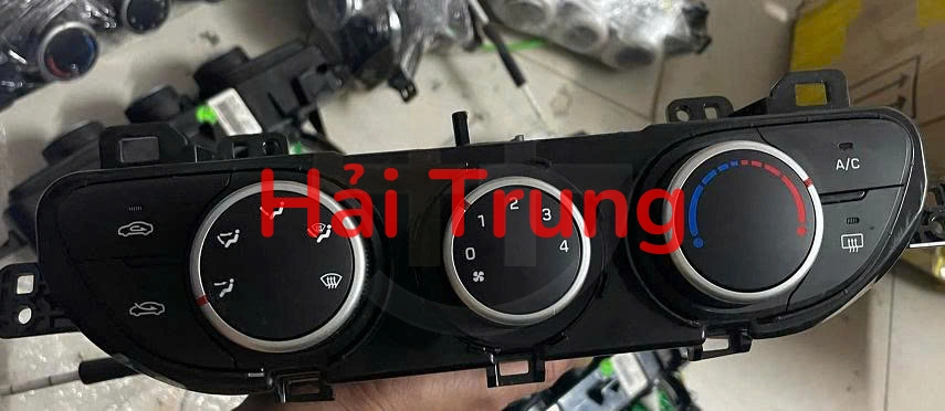 97250B4001 Tháo xe Bảng điều khiển điều hòa AC Hyundai I10 Grand
