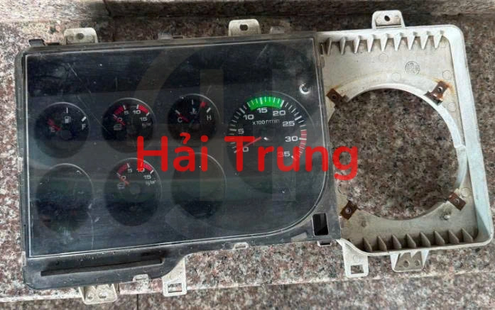 Đồng hồ Hyundai HD120, HD320 Tháo Xe