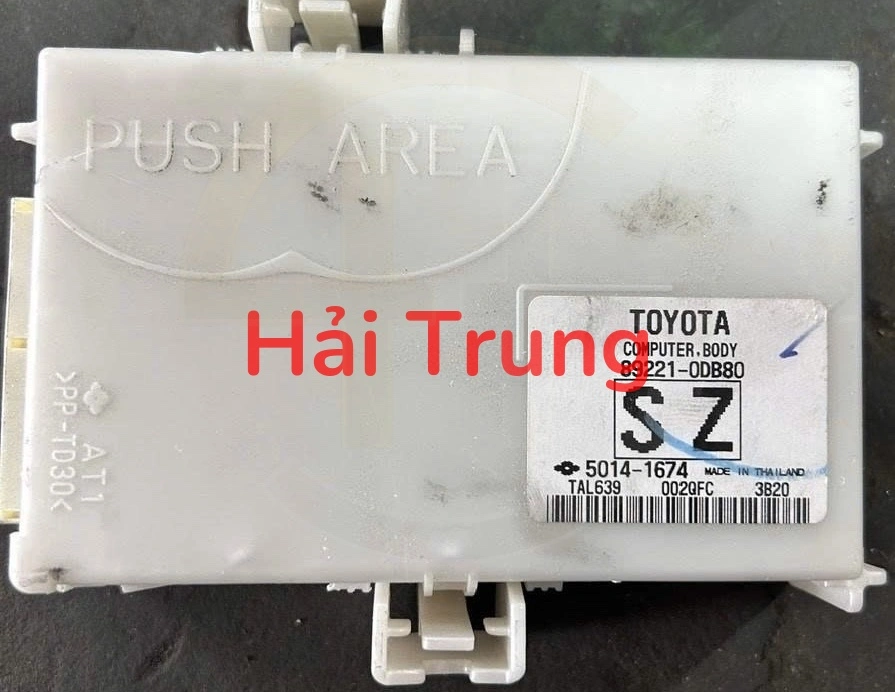 Hộp cầu trì Body Toyota Vios Tháo Xe 89221-0DB80