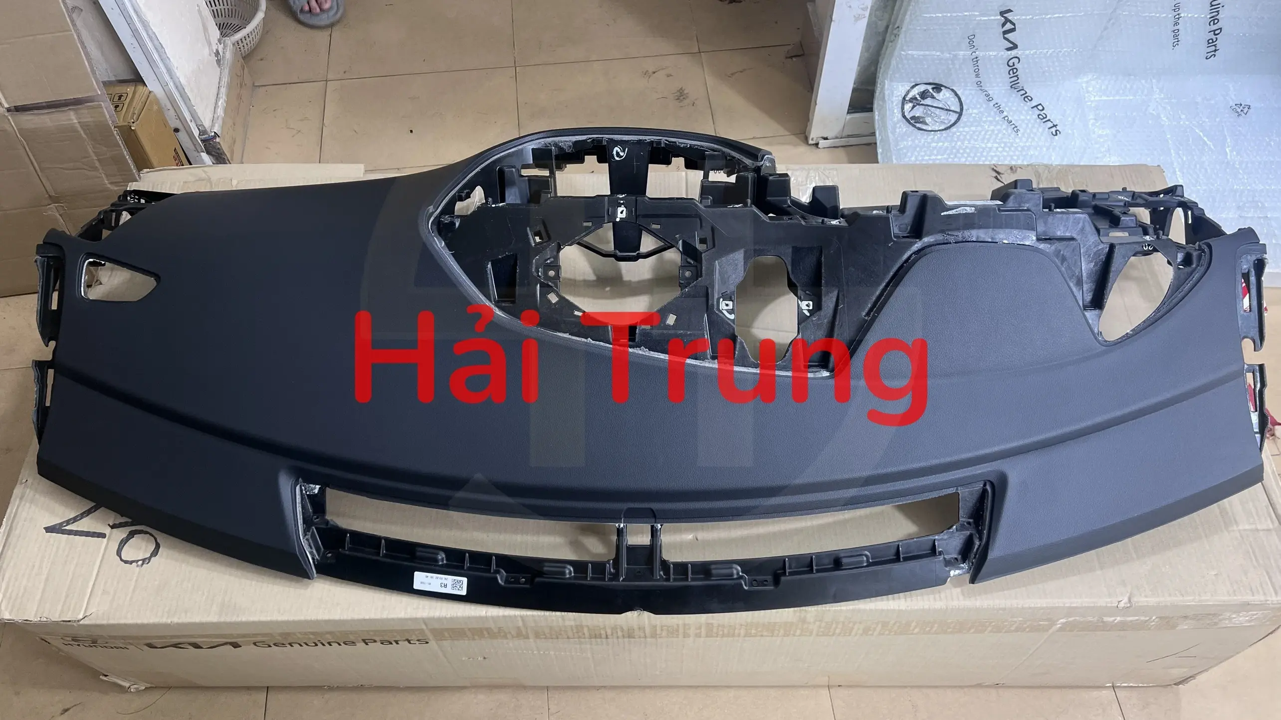 Táp lô Hyundai Tucson 2015-2018 chính hãng 84710D3300 