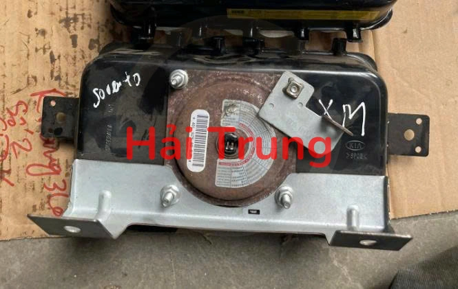 Tháo xe túi khí phụ táp lô Sorento