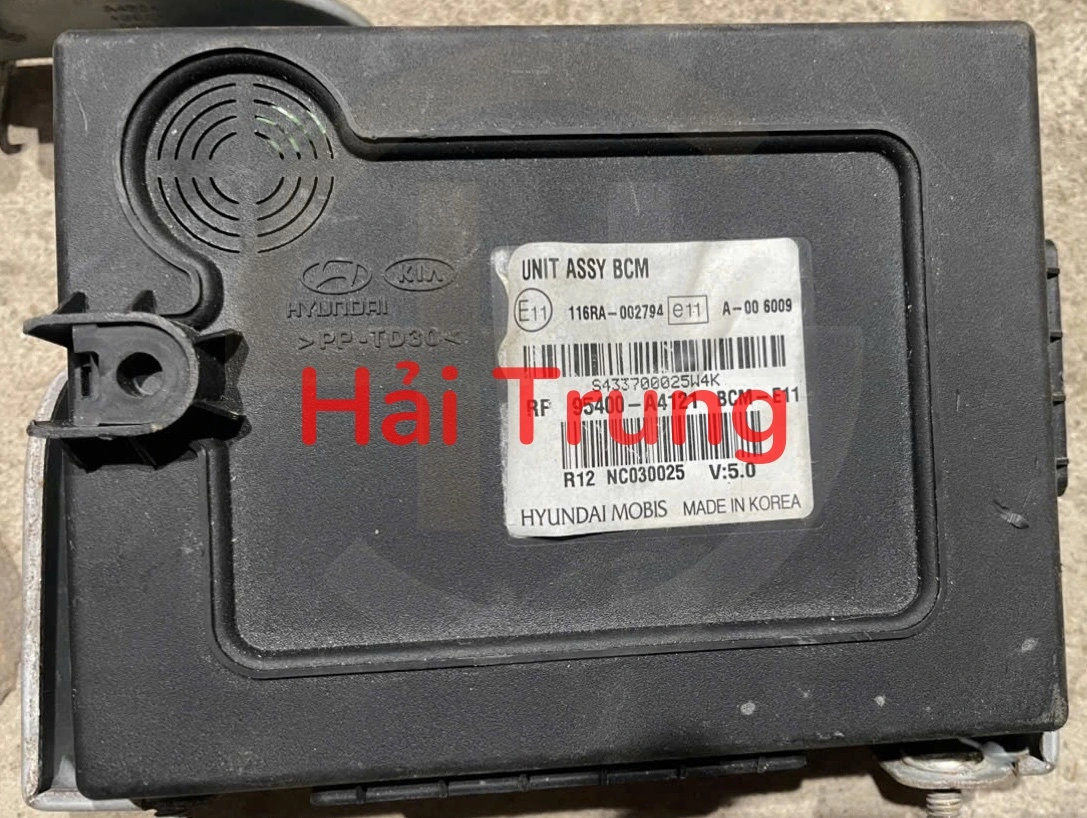 95400A4121 Hộp điều khiển điện thân xe BCM Kia Carens 2012-2016