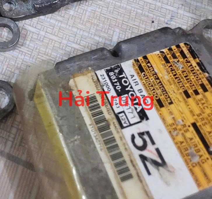 891700K171 Hộp điều khiển túi khí Toyota Innova Tháo xe