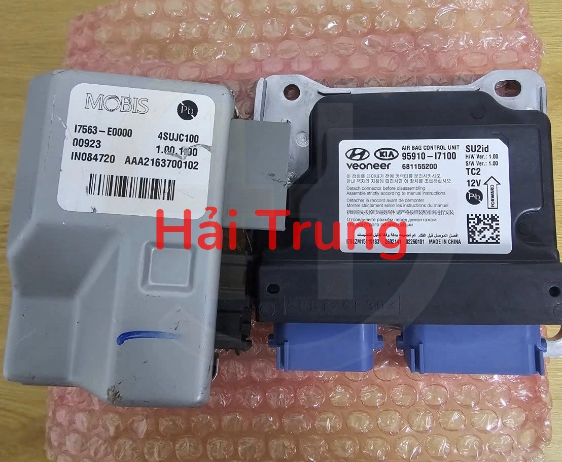 Tháo Xe Hộp túi khí, hộp cọc lái Hyundai Creta I7563E0000 95910I7100