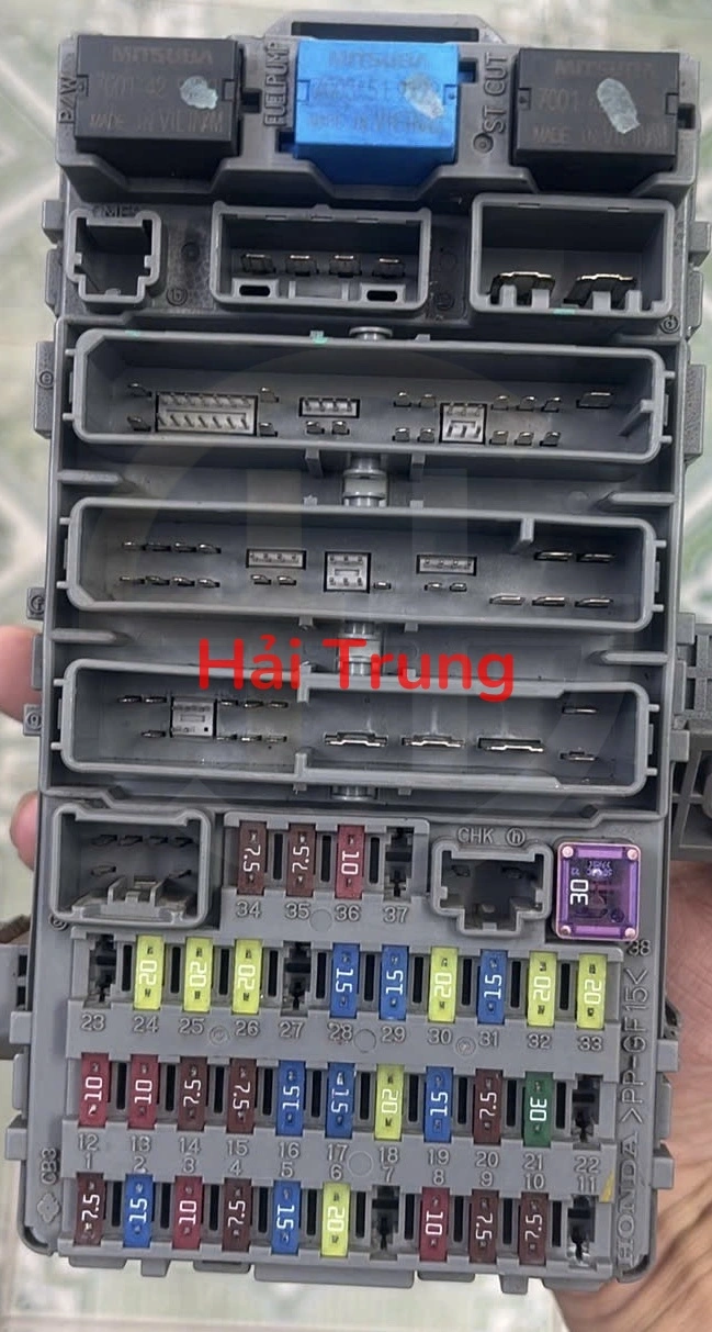 Hộp cầu trì trong xe Honda Civic 2.0 2006-2011 Tháo Xe