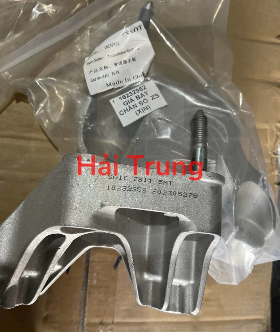 z6740030234360_351d862d83d817a56b1098377d59c46e