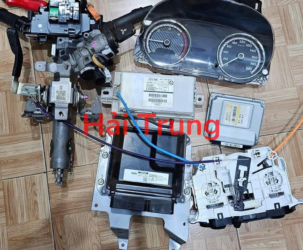 Tháo xe Bộ điện Mitsubishi Triton 2016 2017 2018 2019 2020