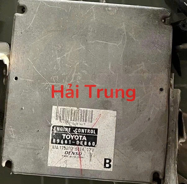 896610K680 Hộp điều khiển động cơ Hộp đen Ecu Toyota Innova Tháo Xe