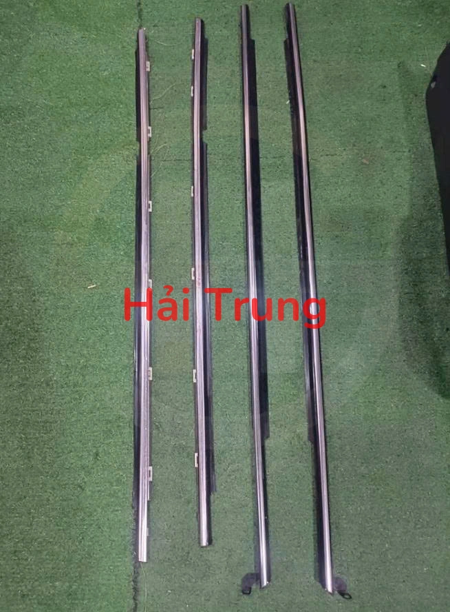 Nẹp chân kính mạ Toyota Corolla 1992-2000 Tháo Xe