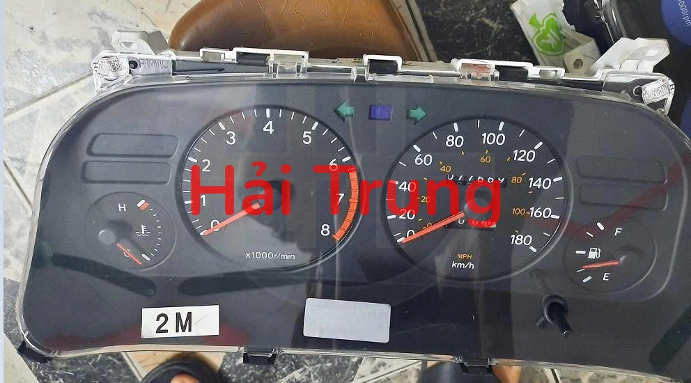 Tháo xe Đồng hồ táp lô Toyota Corolla 1998-2000