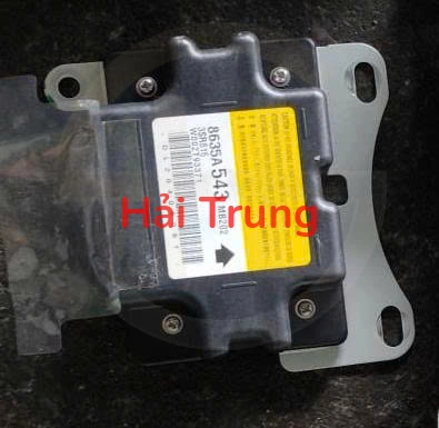 8635A543 Hộp điều khiển túi khí Mitsubishi Pajero Tháo Xe