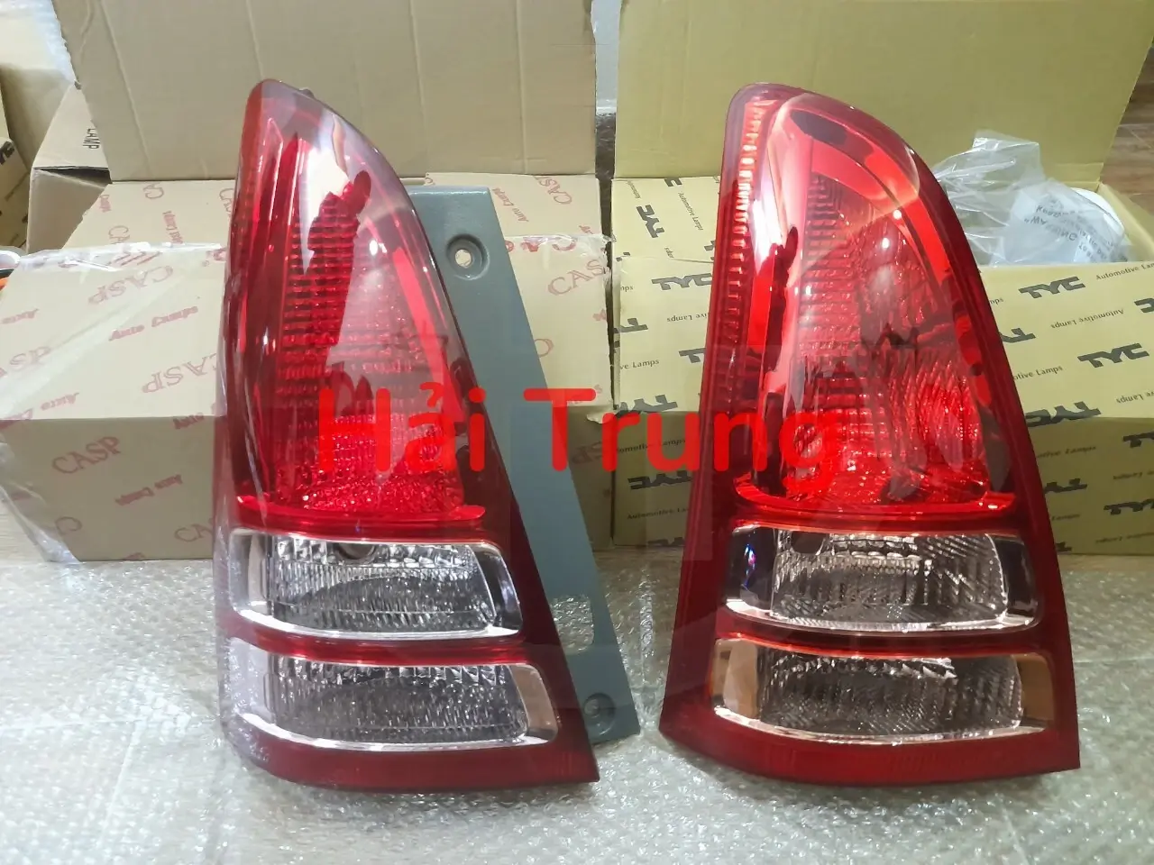 Đèn hậu Toyota Innova 2006 2007 2008 Tyc-Casp giá tốt