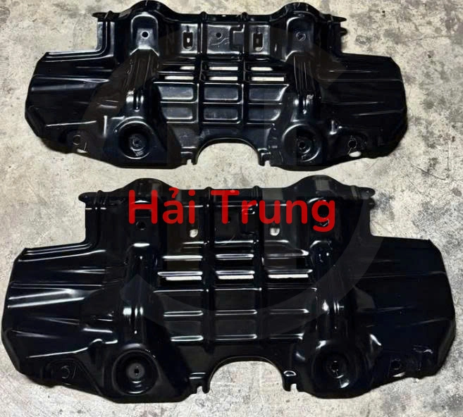 Chắn bùn gầm máy Toyota Hilux 2020-2025 Tháo Xe 