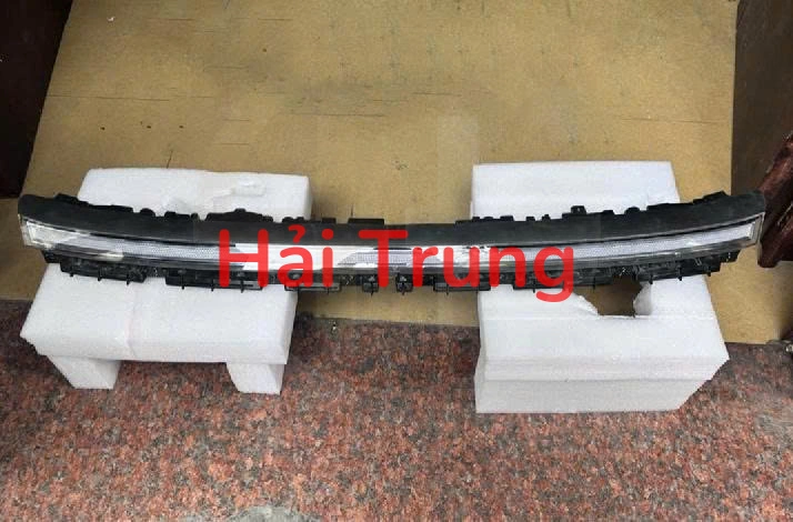 92209AY010 Đèn mí giữa Hyundai Accent 2024 2025 Tháo xe Zin