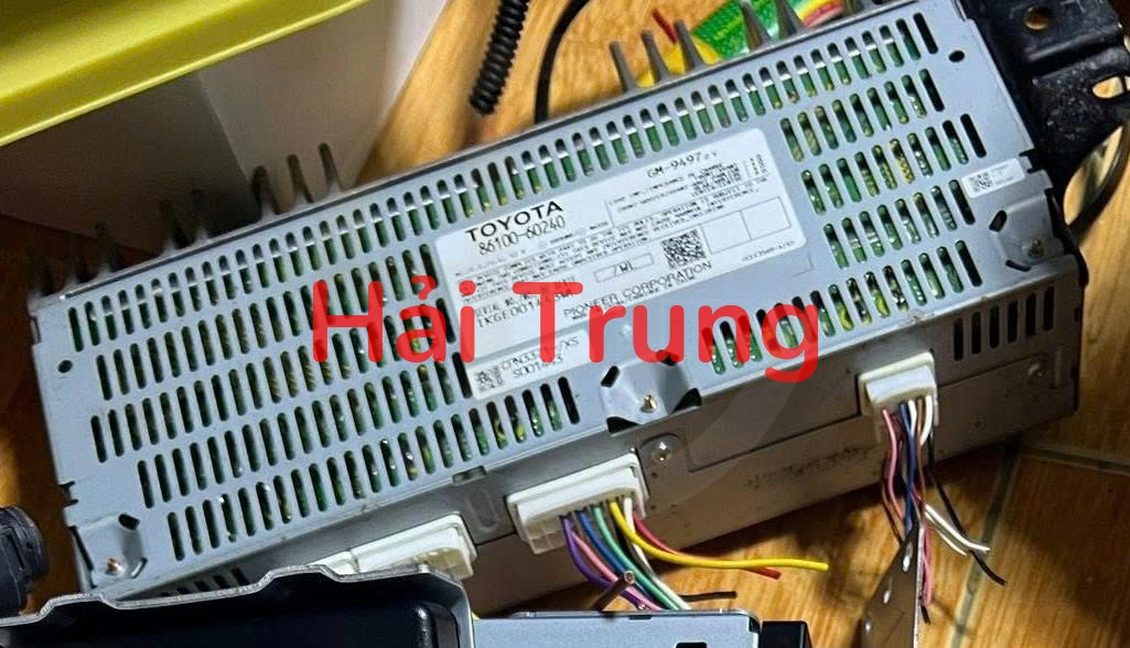 Hộp Radio, ampli Lexus GX 460 2011 Tháo Xe 86100-60240
