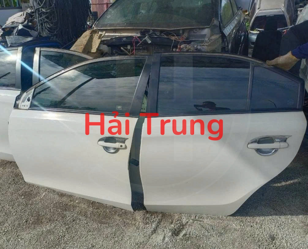 Cánh cửa trước sau Toyota Vios 2008-2013 Tháo Xe