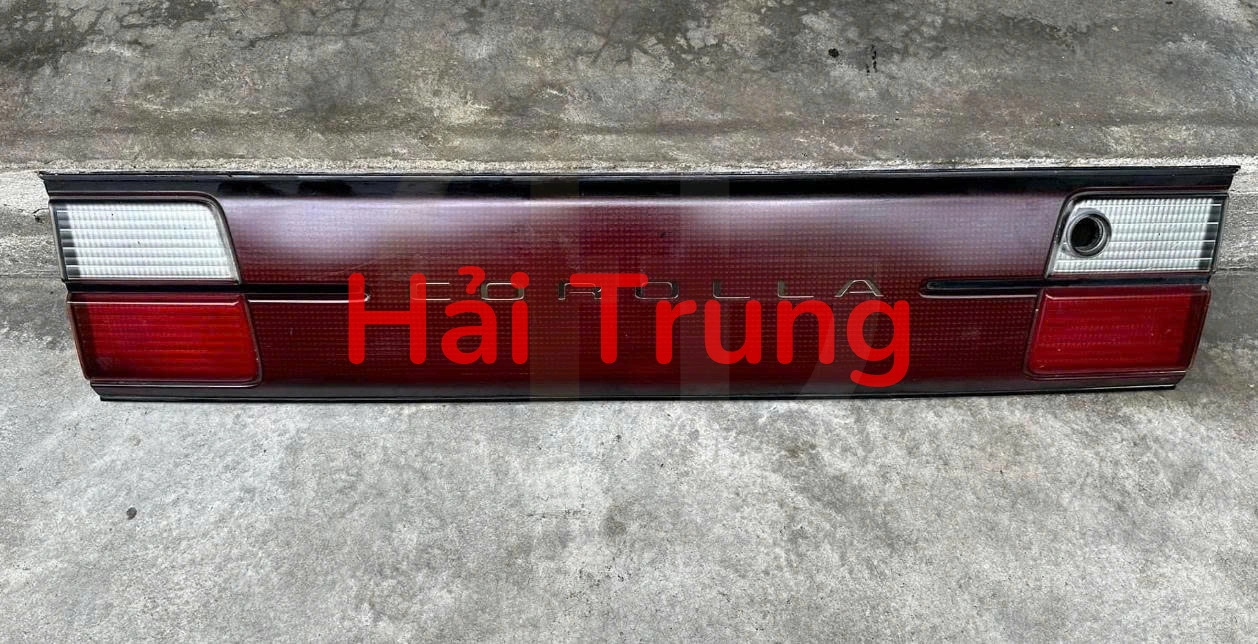 Đèn cốp Toyota Corolla 1993-1997 Tháo Xe