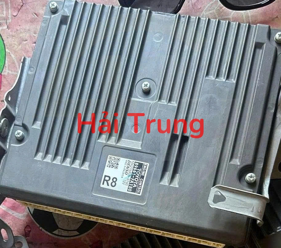 Hộp điều khiển động cơ Hộp đen ECU Toyota Hilux 2GD Tháo Xe 89661FA180