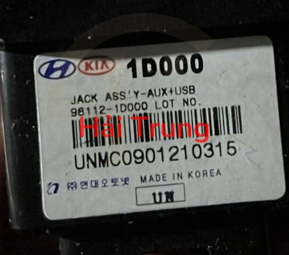 Ổ CẮM USB AUX KIA CARENS 2006-2012 THÁO XE 96112-1D000 961121D000