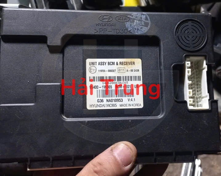 954001W365 Tháo Xe Hộp bcm Kia Rio Tháo Xe