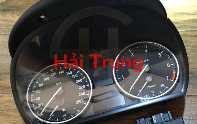 Đồng hồ táp lô BMW 320i Tháo Xe