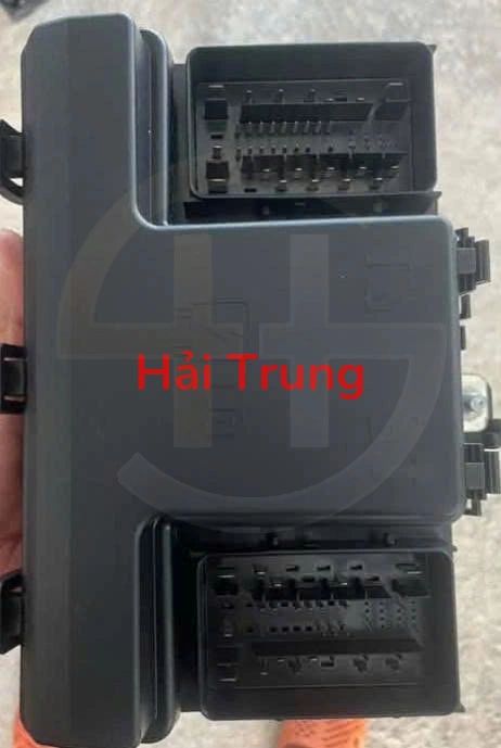 Hộp cầu trì Ford Ranger Everest Tháo Xe JB3T-14D068-BA JB3T14D068BA