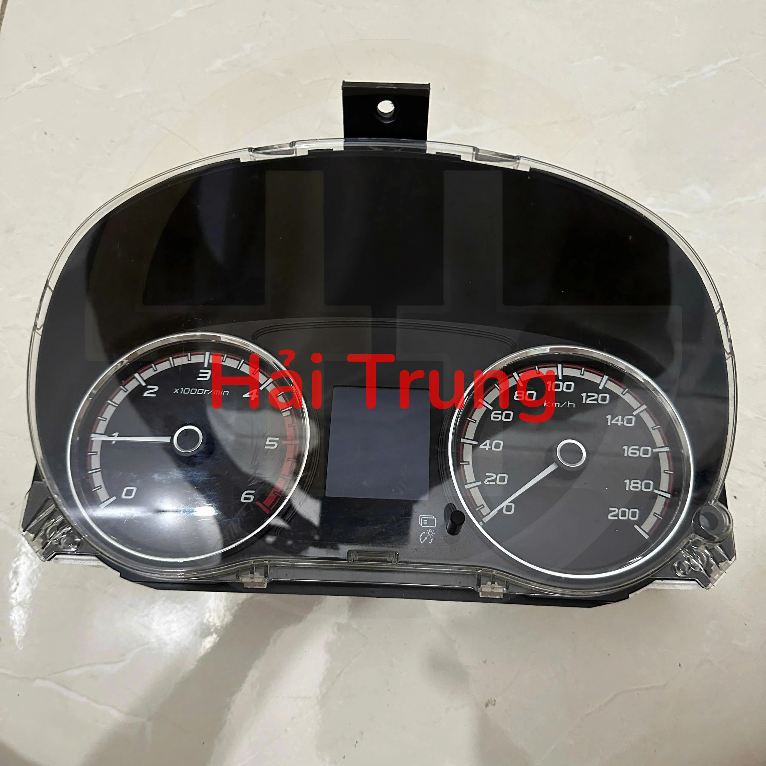 8100C555 Đồng hồ táp lô Mitsubishi Triton Tháo Xe  