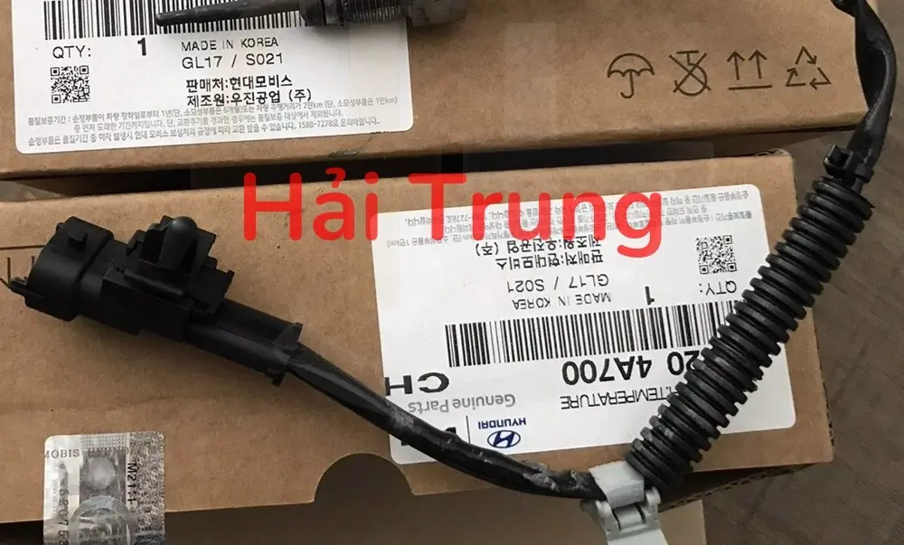 Cảm biển nhiệt độ khí xả Hyundai Porter 2, Starex chính hãng 392204A700