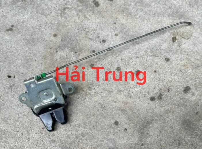 Khóa ngậm cốp Toyota Corolla 1993-1997 Tháo Xe