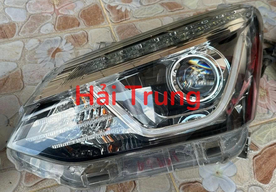 Đèn pha Isuzu Mu-X 2018 2019 2020 Tháo Xe