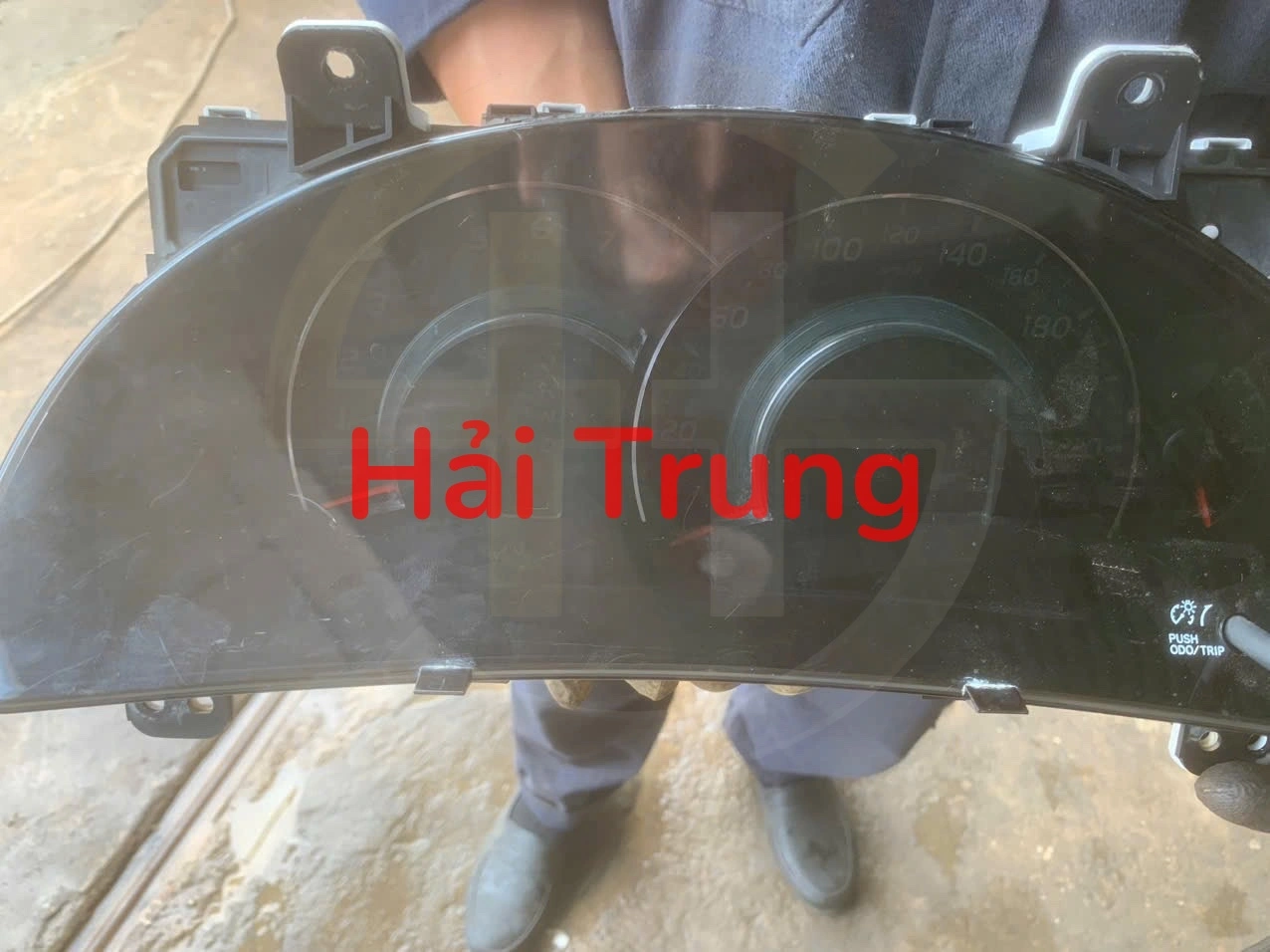 Đồng hồ táp lô Toyota Camry 2010