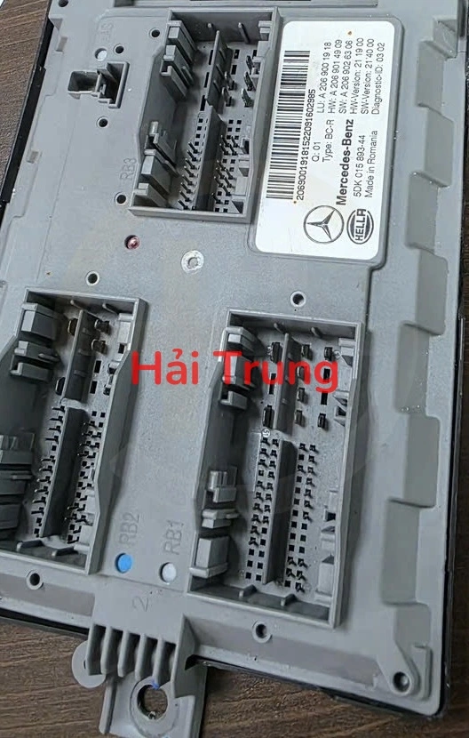 Hộp điều khiển thân xe Mercedes Benz C300 2023 Tháo Xe A2069001918