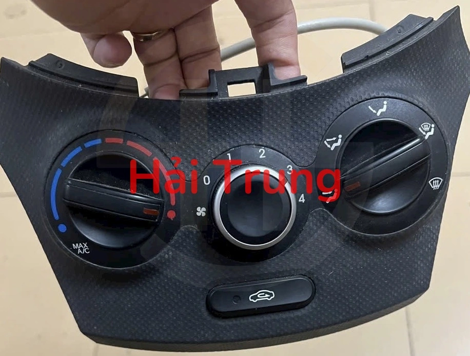 Bảng điều khiển công tắc điều hòa Hyundai Accent Blue 2015 Tháo Xe