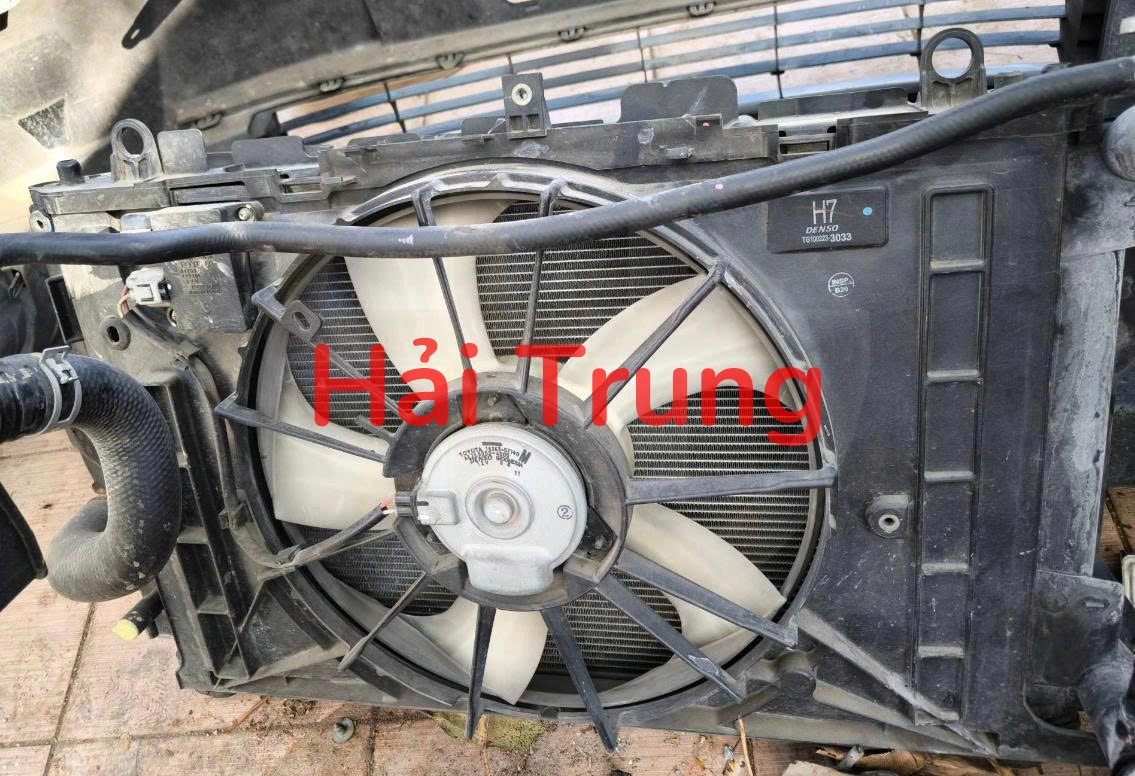 Cụm lồng quạt két nước Toyota Altis 2015 Tháo Xe