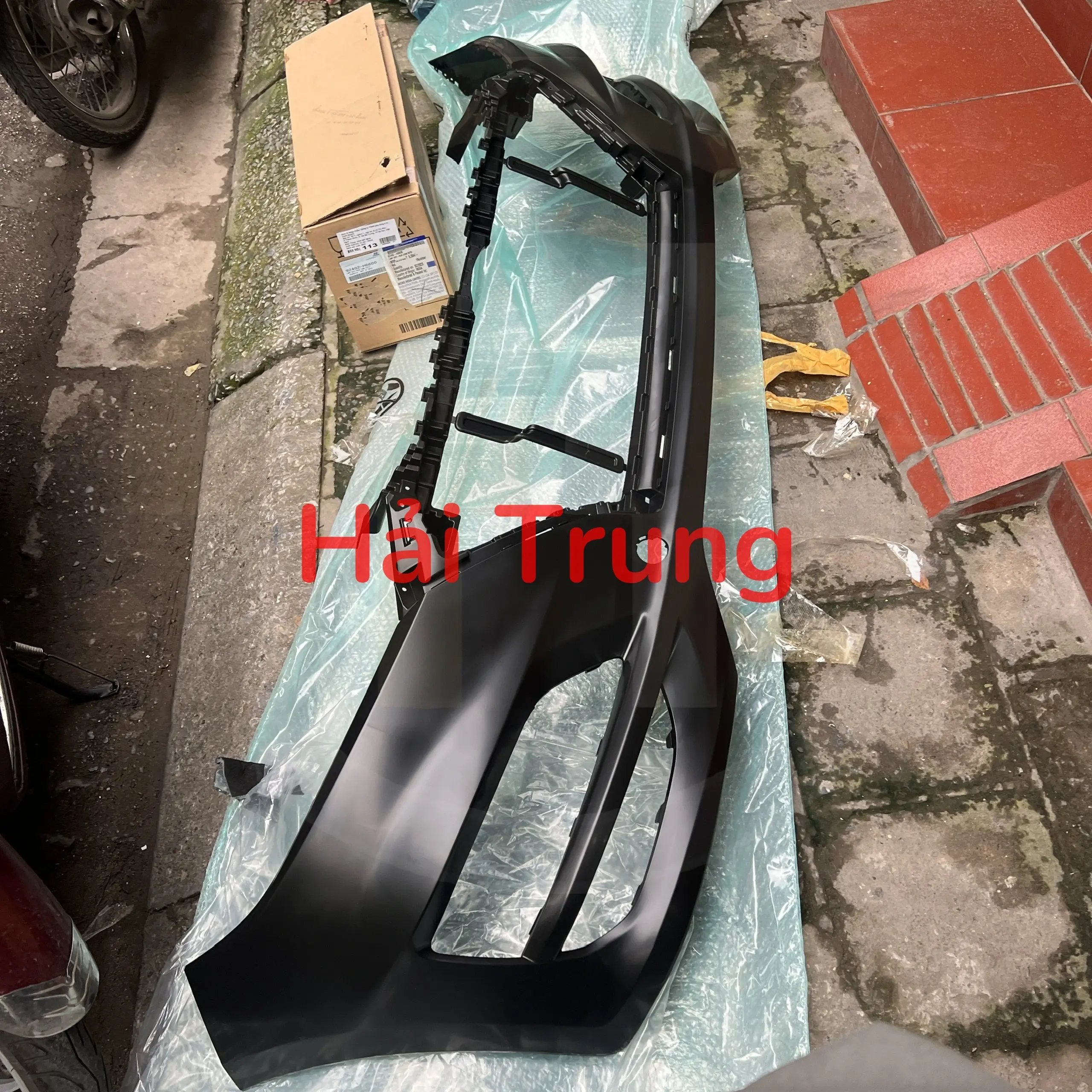 Ba đờ xốc trước trên Hyundai Tucson chính hãng