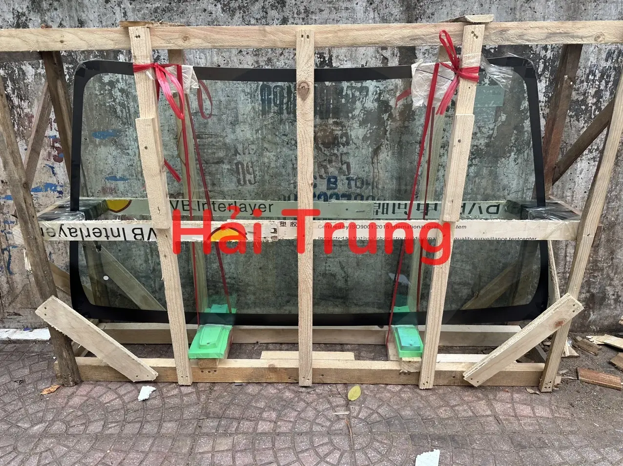 Kính chắn gió Toyota Corolla