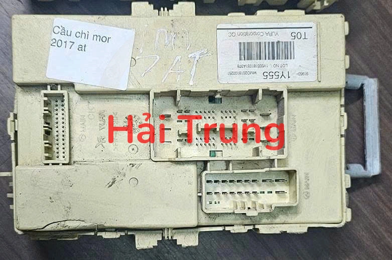 919501Y555 Hộp cầu trì trong xe Kia Morning 2017-2020