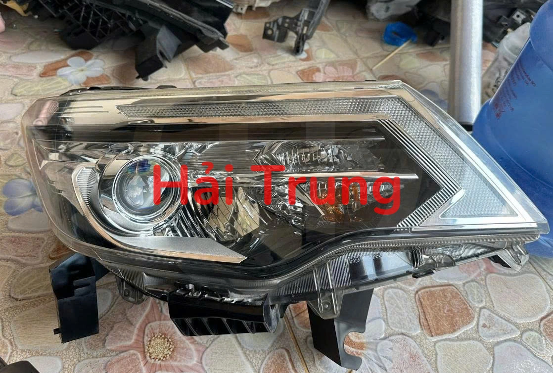 Đèn pha Nissan Terra Tháo Xe 