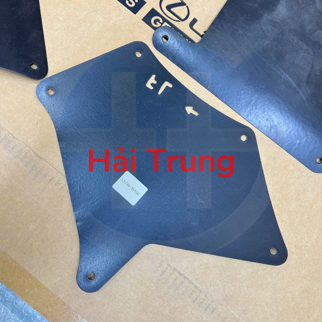 Bộ chắn bùn vách Lexus GX470 2003-2009 53886-60030 53736-35150