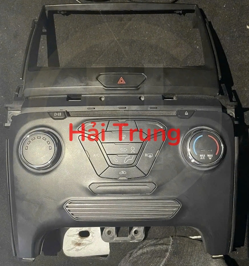 Bảng điều khiển công tắc điều hòa AC Ford Ranger Tháo Xe JB3T-18E243-GC