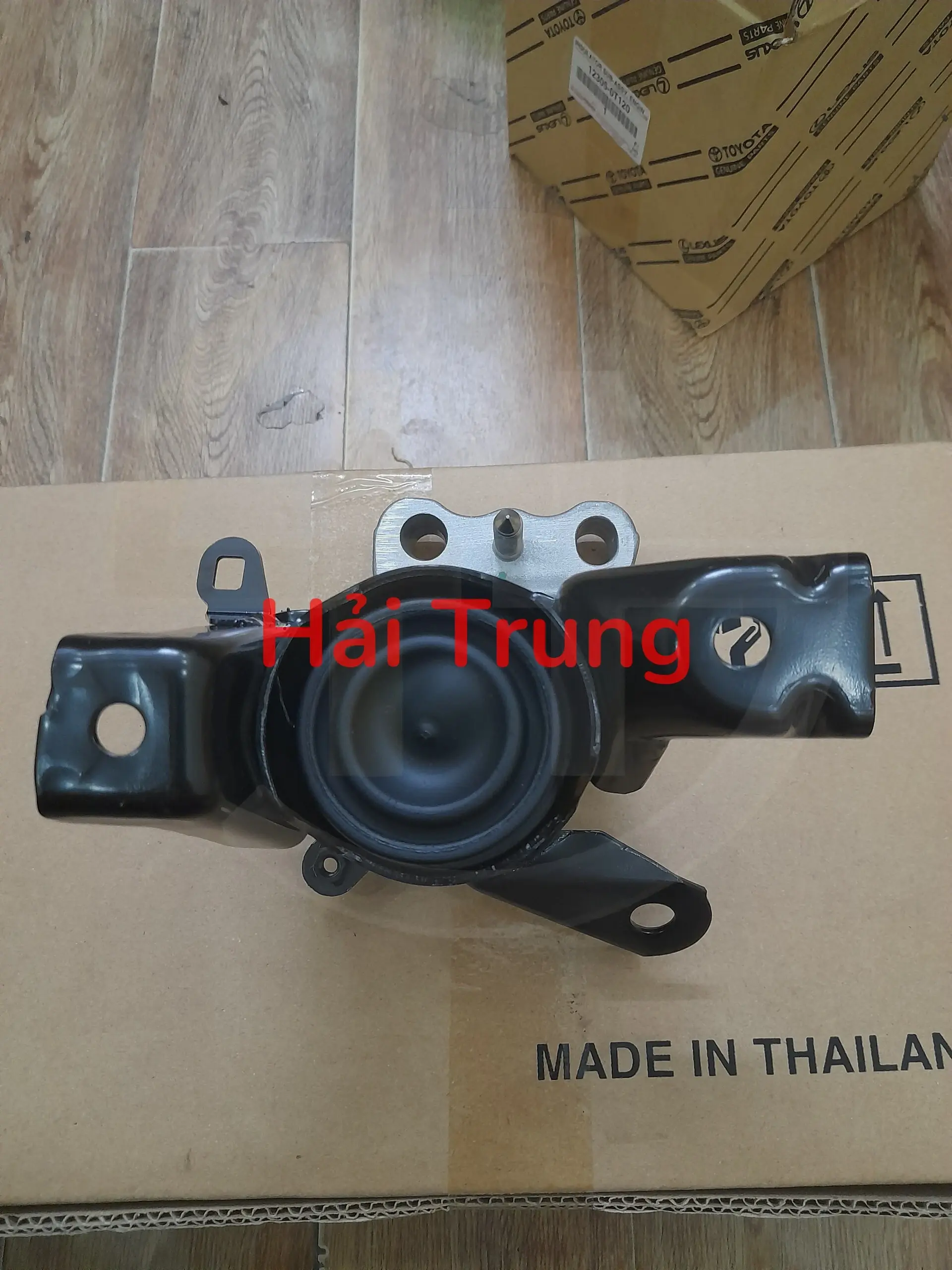 Chân đầu máy Toyota Altis 2008-2013 chính hãng 123050T120